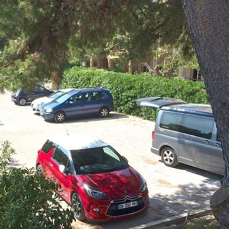 Appartements Des Joncas Martigues Exteriör bild