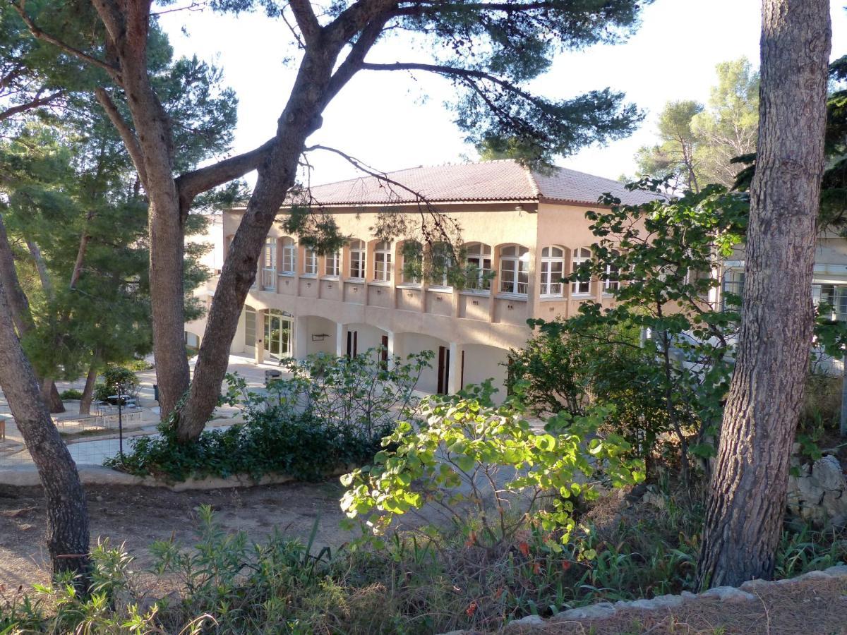 Appartements Des Joncas Martigues Exteriör bild