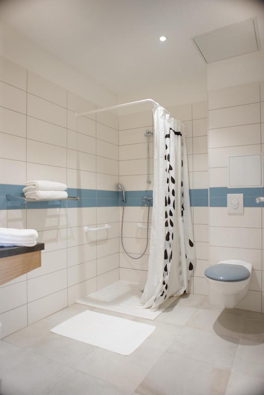 Appartements Des Joncas Martigues Exteriör bild