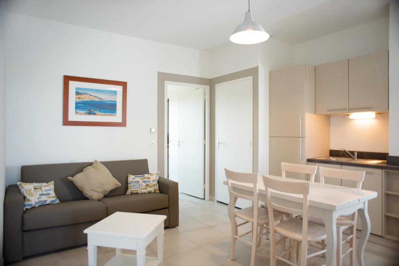 Appartements Des Joncas Martigues Exteriör bild