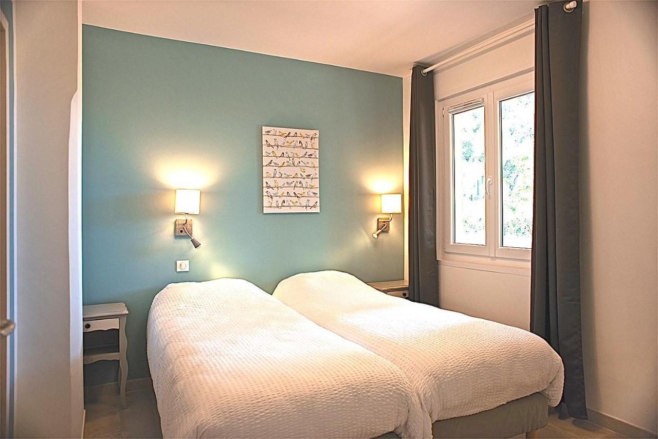 Appartements Des Joncas Martigues Exteriör bild