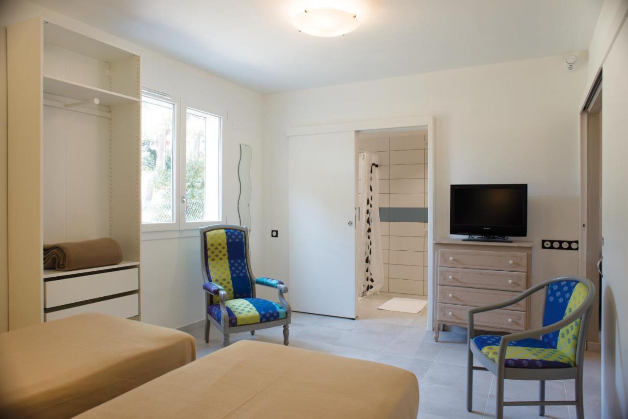 Appartements Des Joncas Martigues Exteriör bild