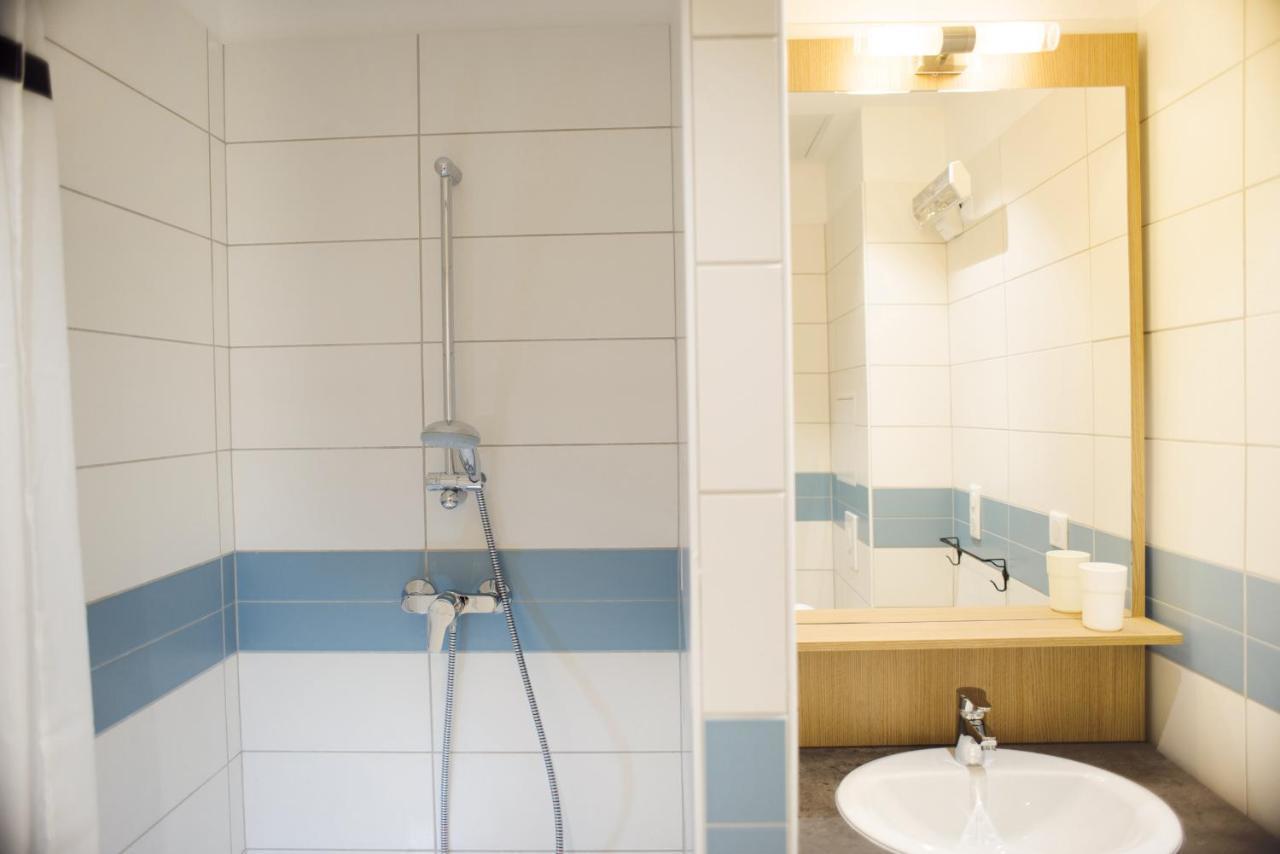 Appartements Des Joncas Martigues Exteriör bild