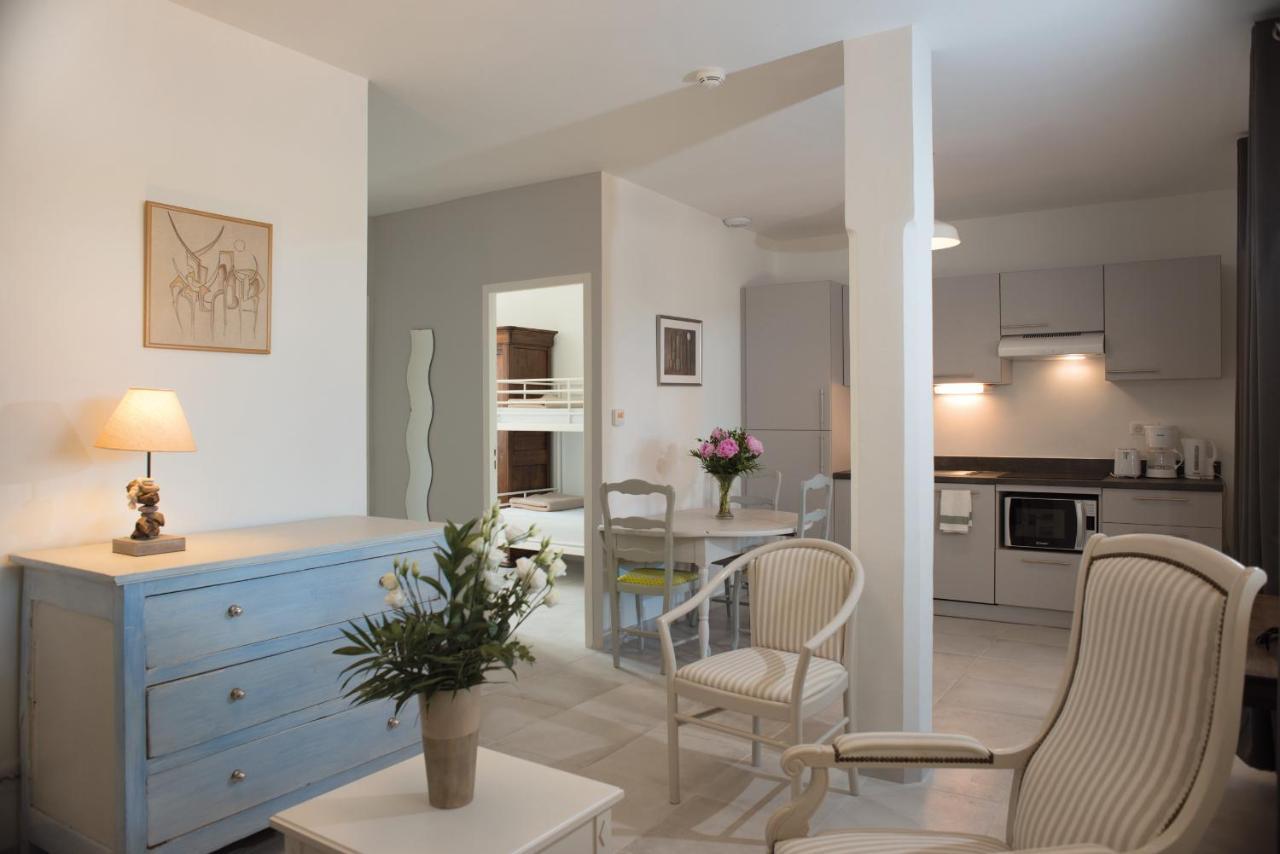 Appartements Des Joncas Martigues Exteriör bild