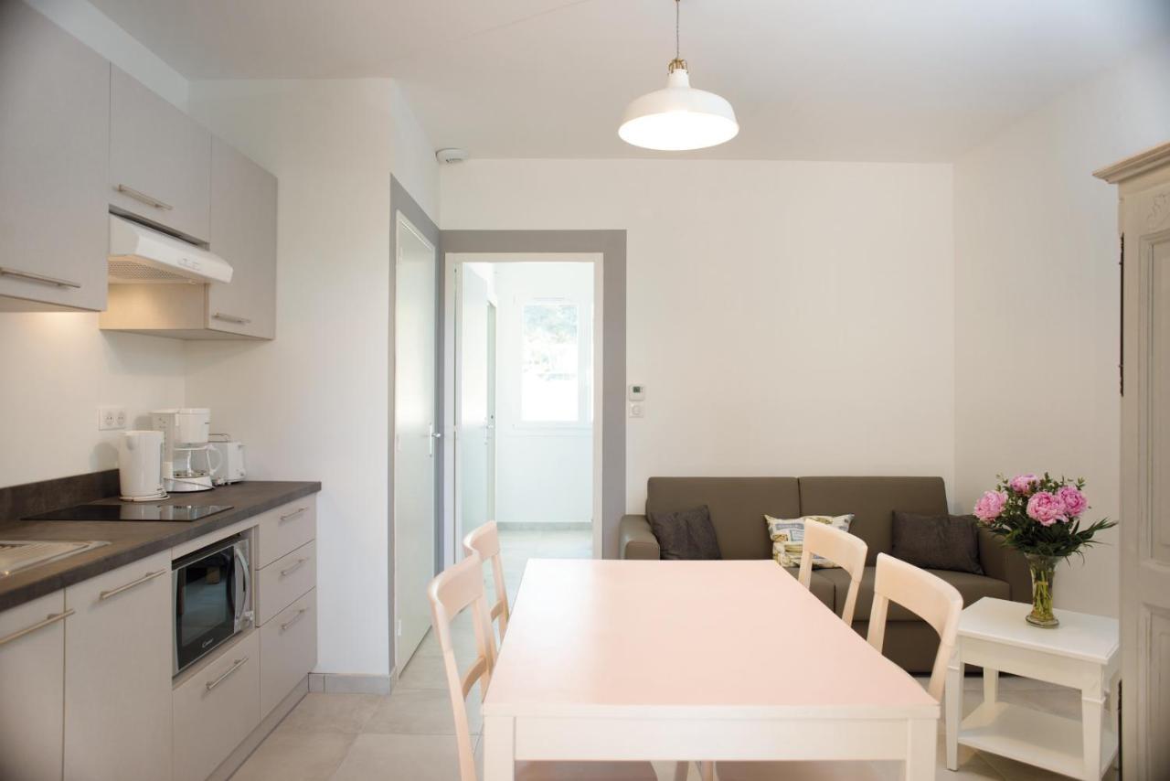 Appartements Des Joncas Martigues Exteriör bild